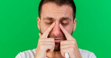 como desentupir o nariz em 3 segundos com técnicas simples e eficazes. Descubra métodos rápidos que você pode fazer em casa.